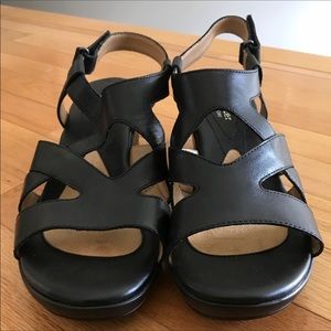 Naturalizer N5 comfort Sandals